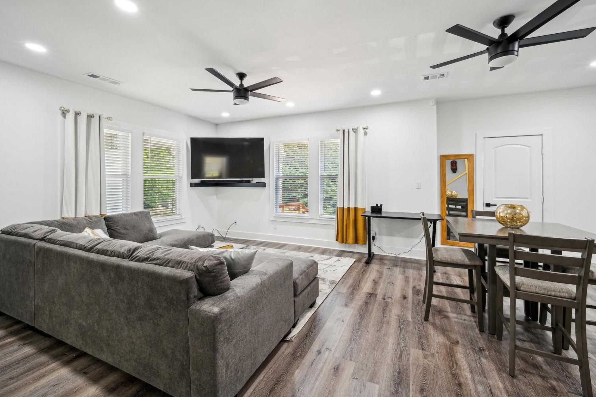 Centrally Located Home In Atlanta-10 Mins From Ga Aquarium, Mercedes Benz Stadium, & Much More 外观 照片